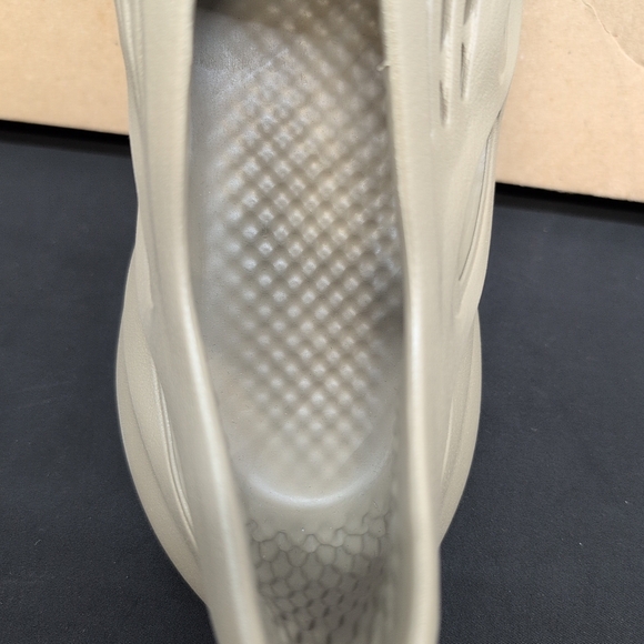 Adidas Yeezy Foam Runner Men\'s Slip On Shoes US 14 Stone Taupe ID4752 main image 4